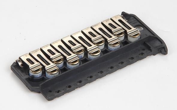 Die 5 Positions-Sperren-Schraubklemme-Streifen-Block 600V 15A verdoppeln Reihe, graue Farbe YH-5828 2 255-02